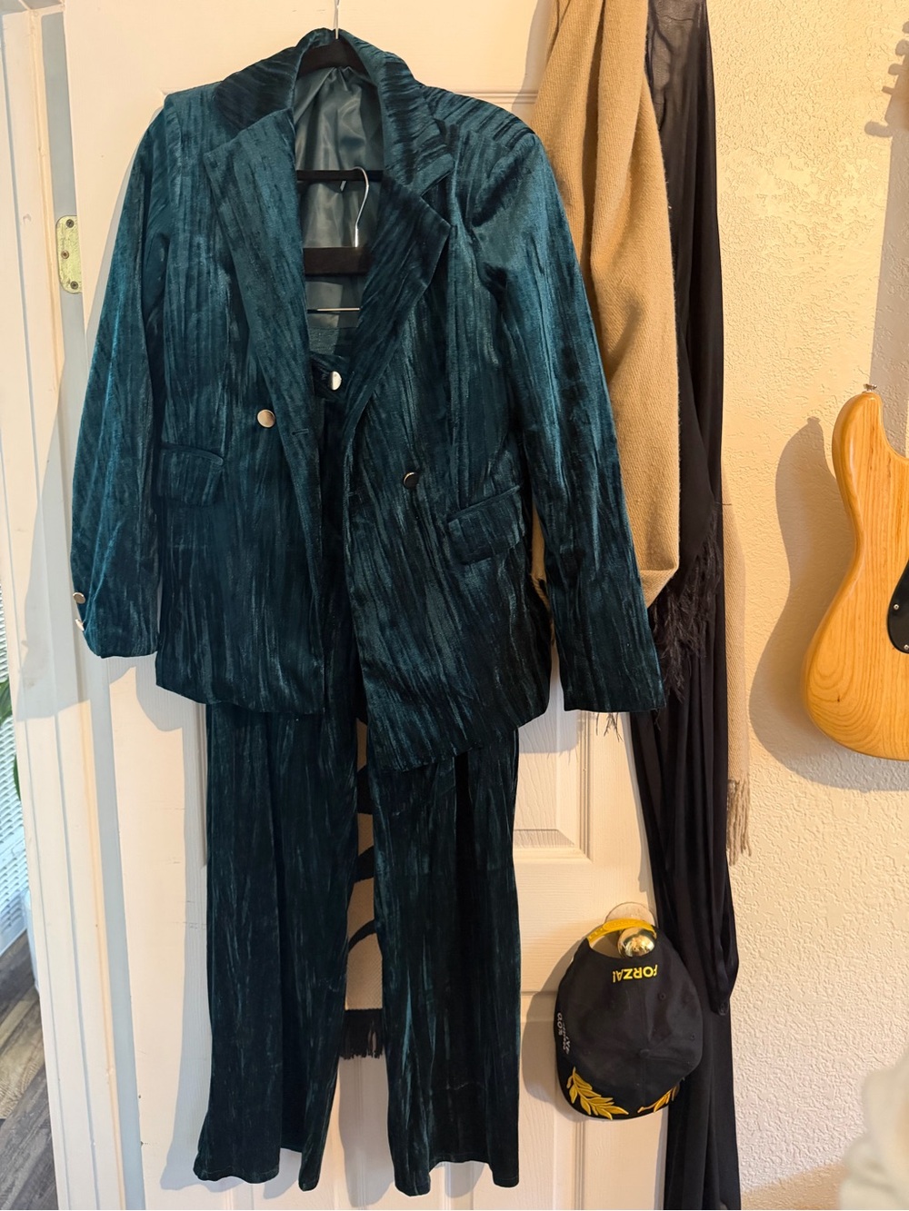 Women's Deep Teal Velvet Double-Breasted Suit—it’s SHEIN